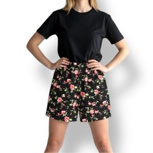 4/$20 Jaclyn Smith Floral Shorts